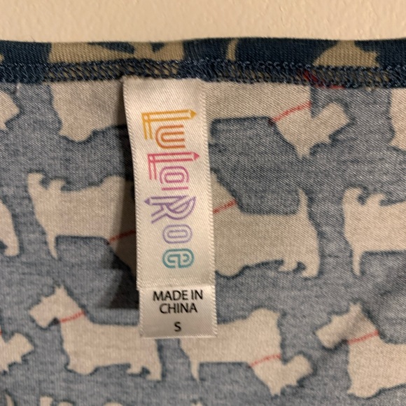 EUC Lularoe Scottie Perfect Tee small - Picture 3 of 4